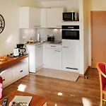 Wohnpark Stadt Hamburg 36 *