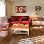 Wohnpark Stadt Hamburg 36 *