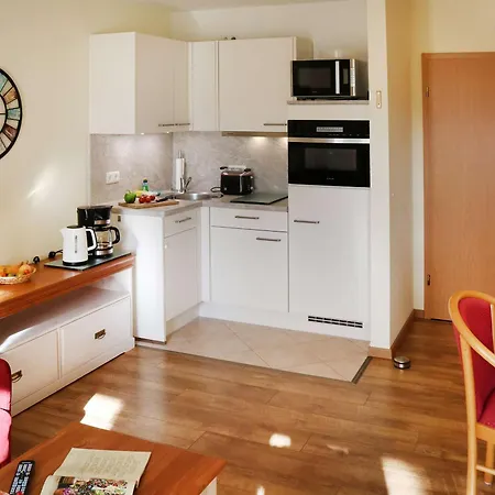 Wohnpark Stadt Hamburg 36 *