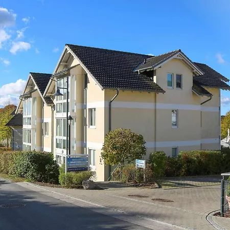 Wohnpark Stadt Hamburg 36 * Остзебад Бинц